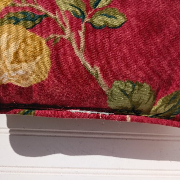 WAVERLY Throw Pillows Mistral Red Yellow Fruit Grapes Pillow Pair Vintage 17 in - Picture 2 of 8